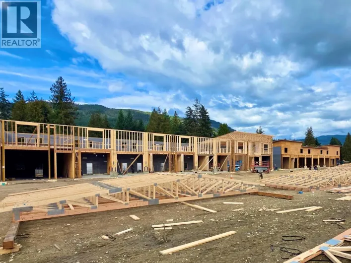 1002 Seed Frontage Road Unit# 6 Lot# PSL 6, Sicamous