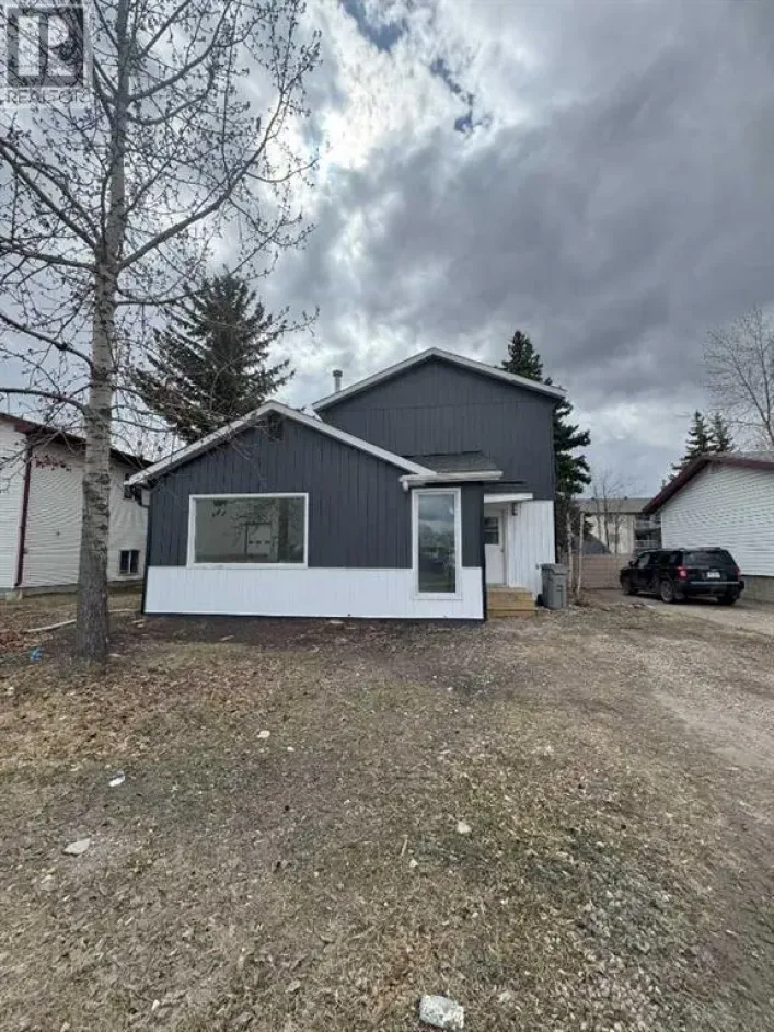 10021 106 Avenue, Grande Prairie