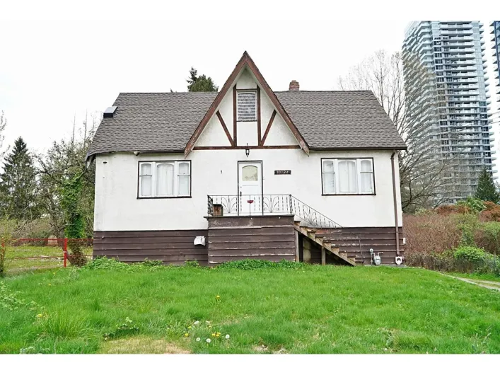 10024 WHALLEY BOULEVARD, Surrey