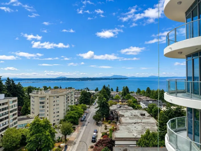 1003 1475 FOSTER STREET, White Rock