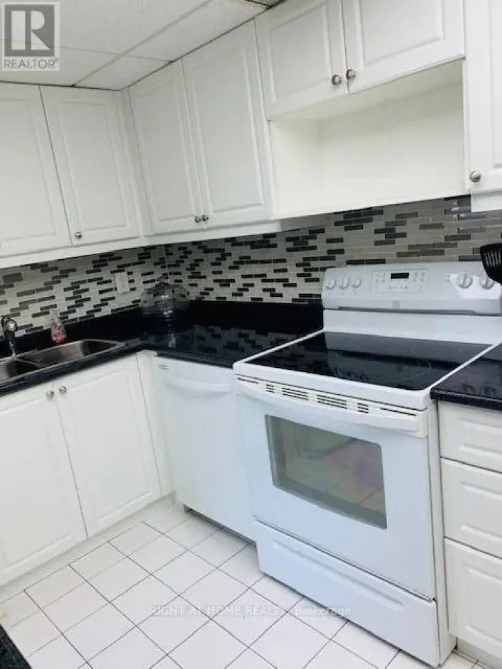 1003 - 3700 KANEFF CRESCENT, Mississauga