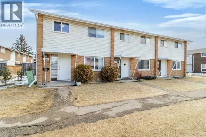 1003, 3907 39 Street, Red Deer