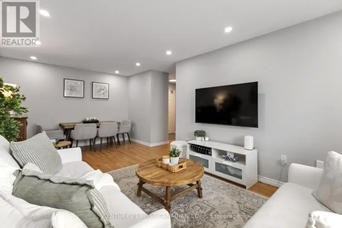 1003 - 95 BASE LINE ROAD W, London South