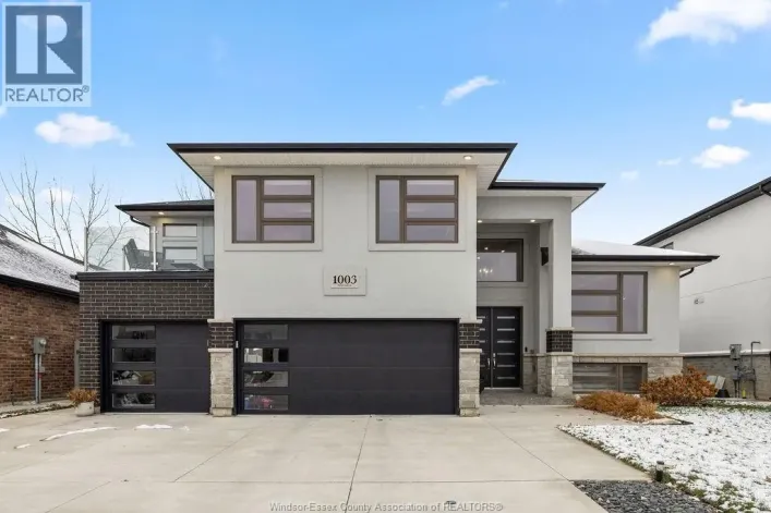 1003 CHATEAU AVENUE, Windsor
