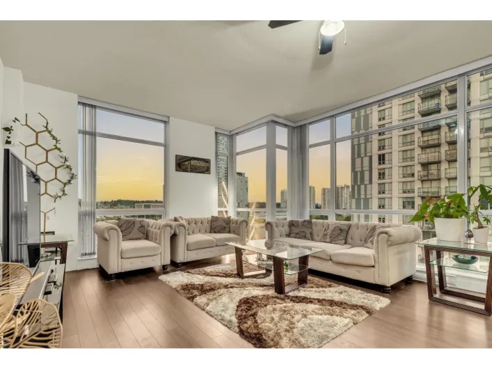 1004 13399 104 AVENUE, Surrey