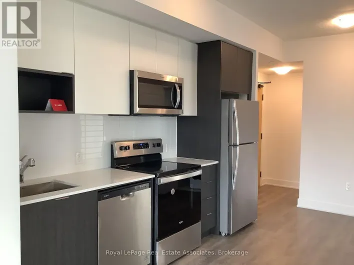 1004 - 202 BURNHAMTHORPE ROAD E, Mississauga