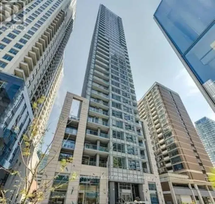 1004 - 21 BALMUTO STREET, Toronto