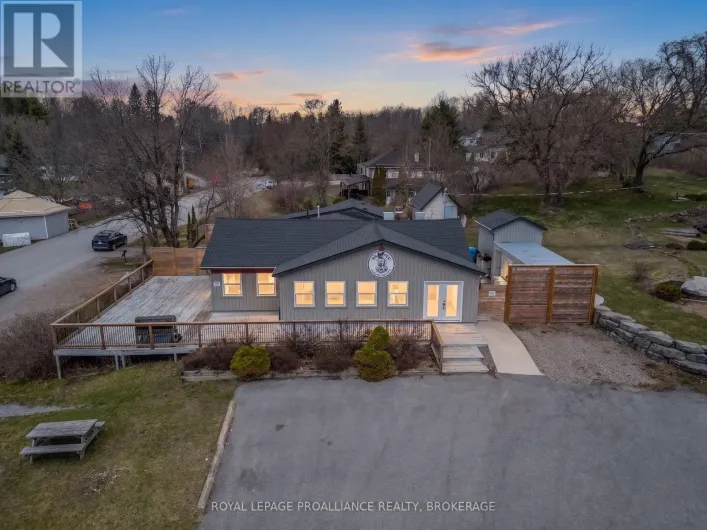 1004 MEDICAL CENTRE ROAD, Frontenac