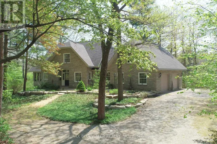 10043 OLD RIVER ROAD, Lambton Shores