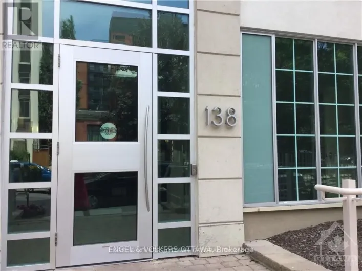 Apartment for rent: 1005 - 138 SOMERSET STREET W, Ottawa
