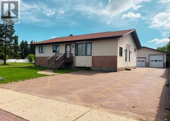 1005 15 Street, Wainwright