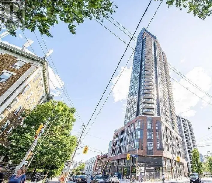 1005 - 159 WELLESLEY STREET E, Toronto