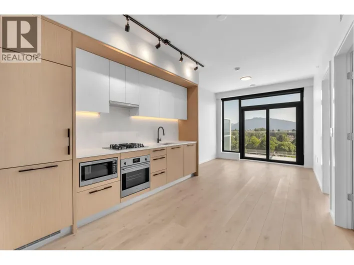 1005 2729 KINGSWAY, Vancouver