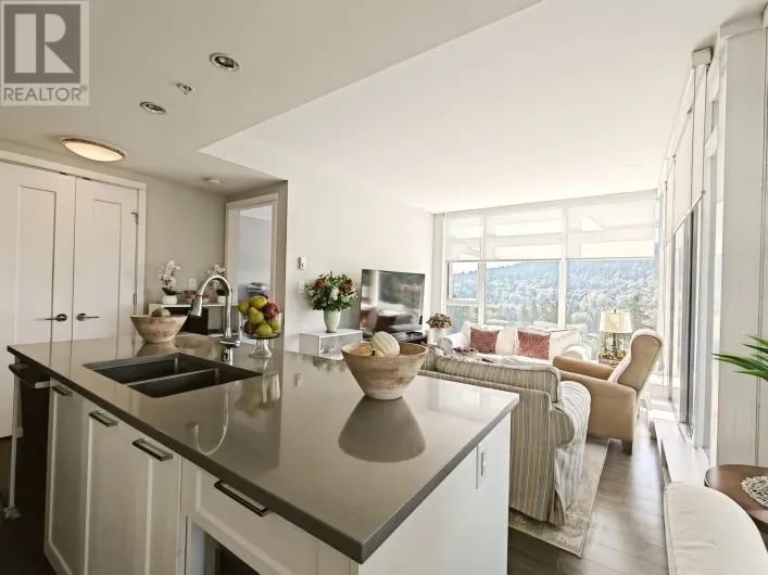 1005 520 COMO LAKE AVENUE, Coquitlam