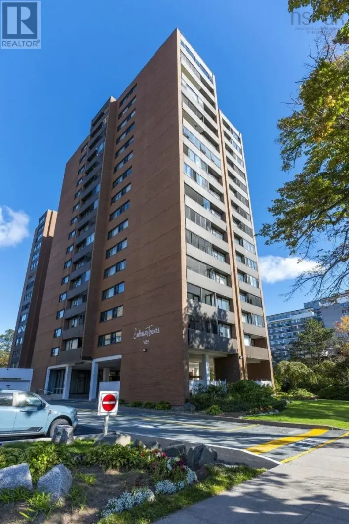 1005 5959 Spring Garden Road, Halifax