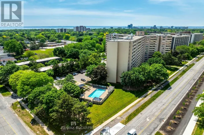 1005 - 700 DYNES ROAD, Burlington
