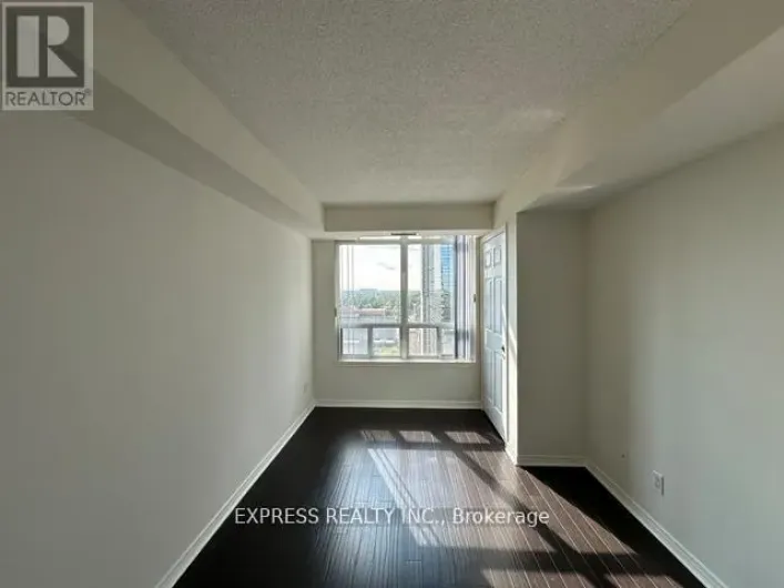 1005 - 8 HILLCREST AVENUE, Toronto