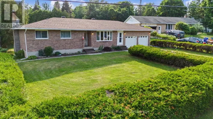 1005 PINECREEK ROAD S, Callander
