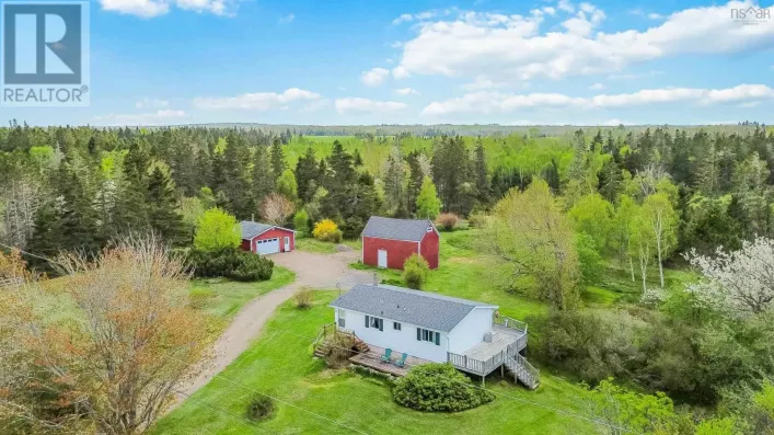 1005 West Halls Harbour Road, Halls Harbour