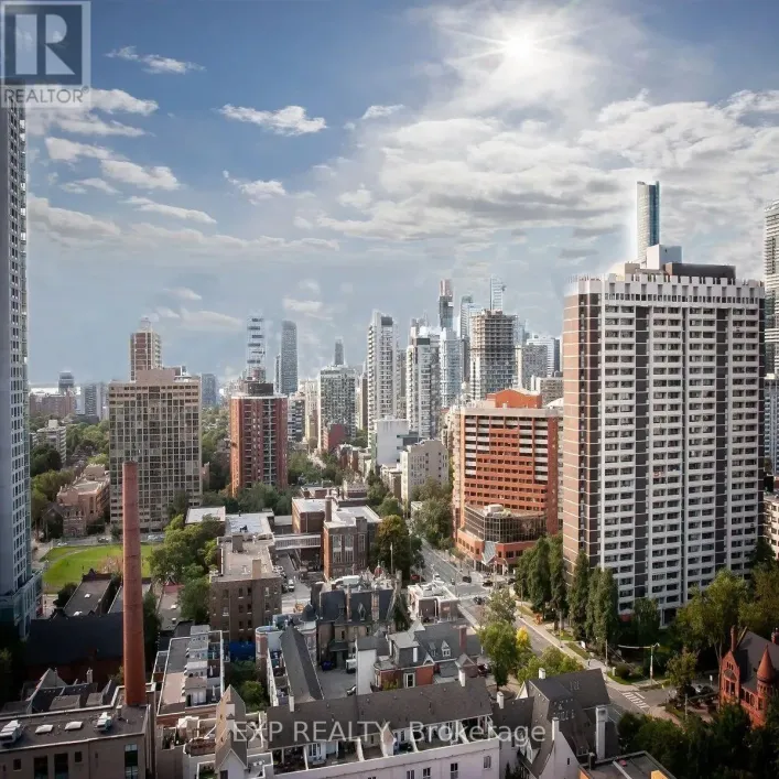1006 - 10 HUNTLEY STREET, Toronto