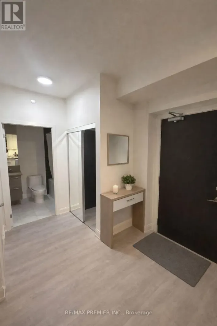 1006 - 33 SHORE BREEZE DRIVE, Toronto