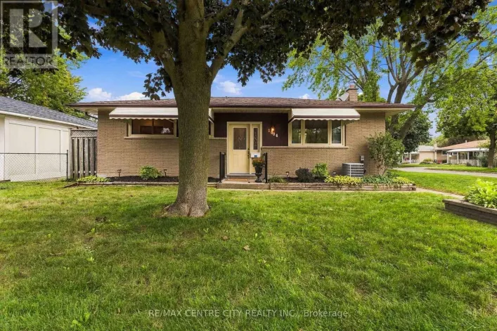 1006 APACHE ROAD, London East