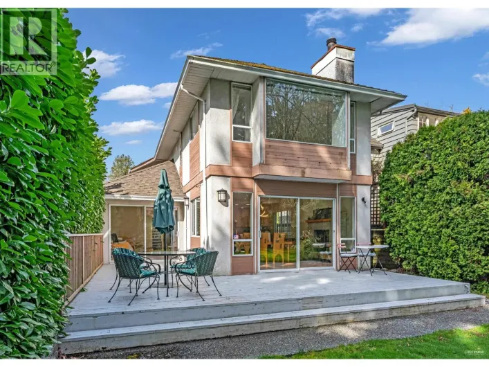 1006 SINCLAIR STREET, West Vancouver