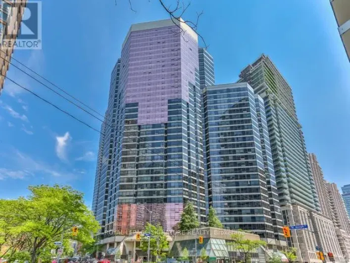 1007 - 1001 BAY STREET, Toronto