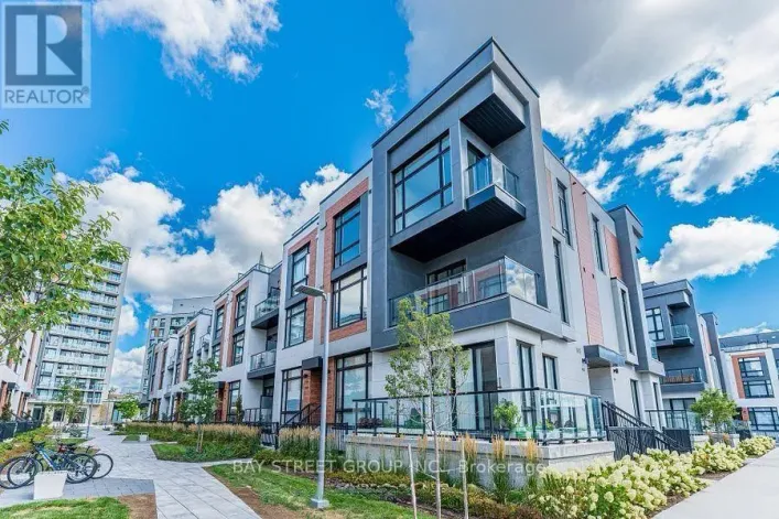1007 - 14 DAVID EYER ROAD, Richmond Hill