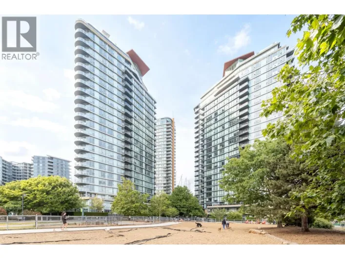 1007 918 COOPERAGE WAY, Vancouver