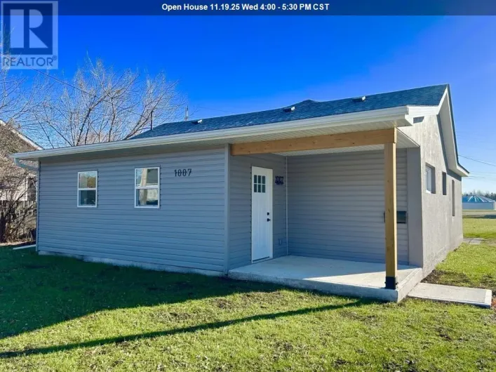 1007 Sunset Drive, Fort Frances