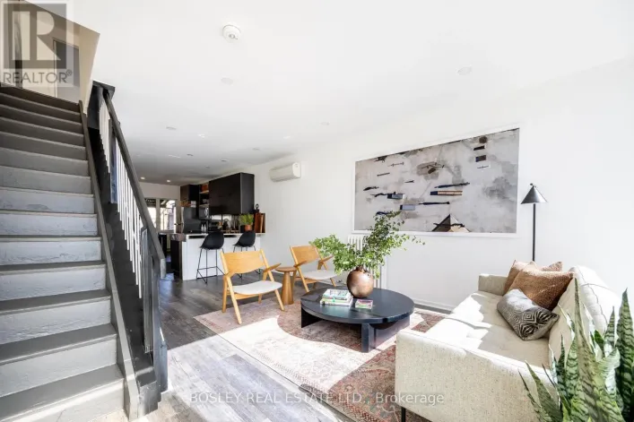 1007 WESTON ROAD, Toronto