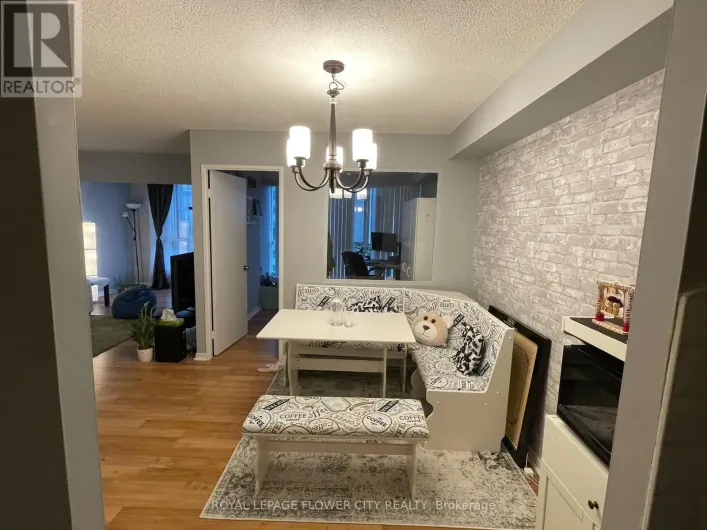 1008 - 145 HILLCREST AVENUE, Mississauga