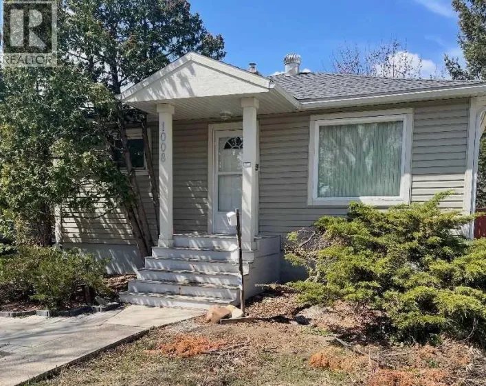 1008 17 Street S, Lethbridge