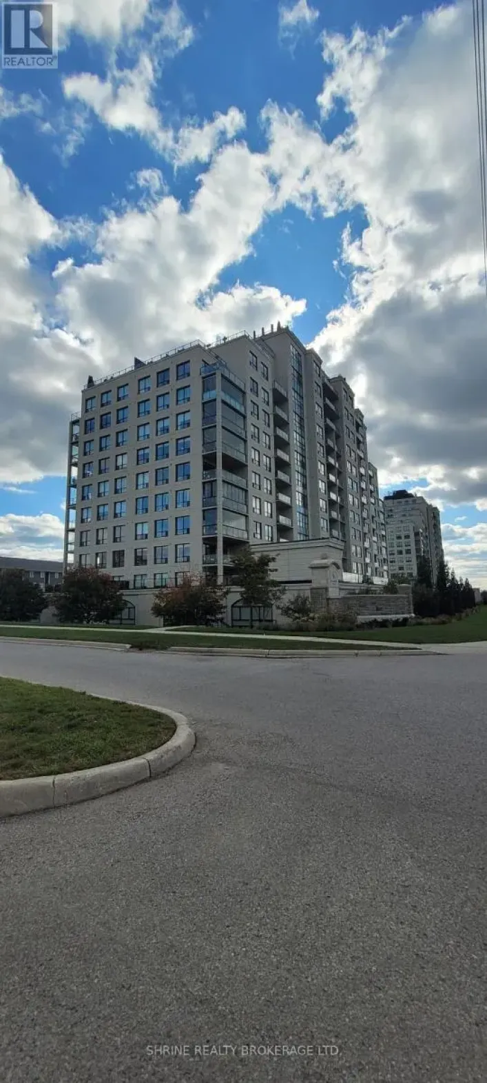 1008 - 240 VILLAGEWALK BOULEVARD, London North