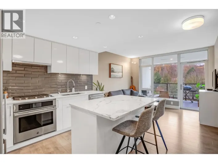 1008 8533 RIVER DISTRICT CROSSING, Vancouver