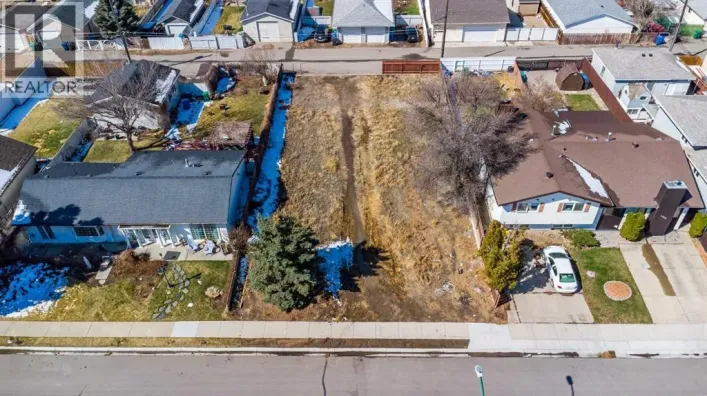 1008 9 Street North, Lethbridge