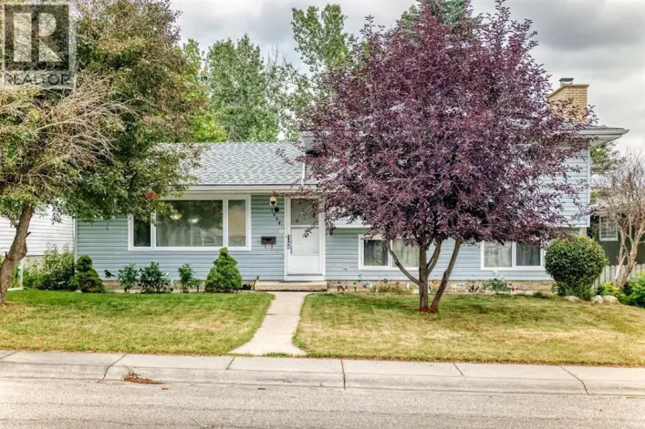 1008 Cantabrian Drive SW, Calgary