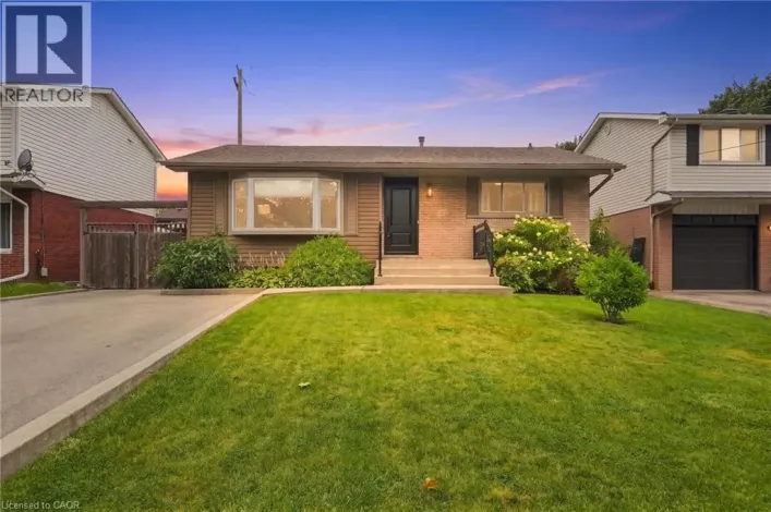 1008 GARTH Street, Hamilton