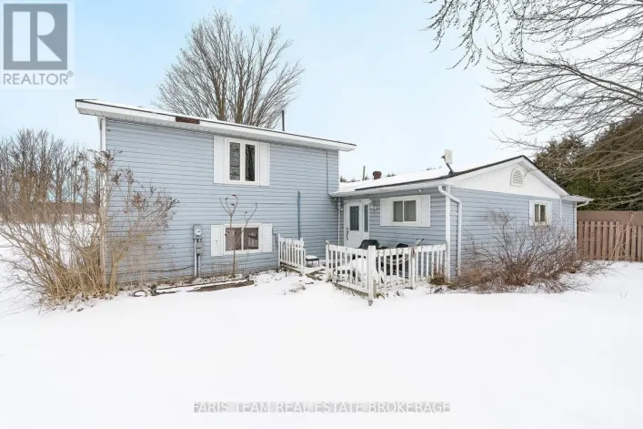 1008 RAINBOW VALLEY ROAD W, Springwater
