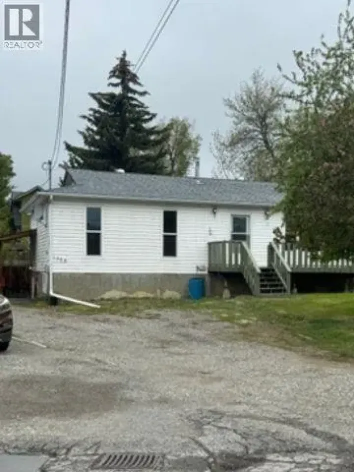 1009 12th Avenue, Cranbrook