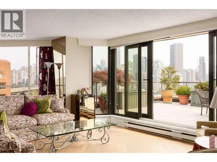 1009 1450 PENNYFARTHING DRIVE, Vancouver