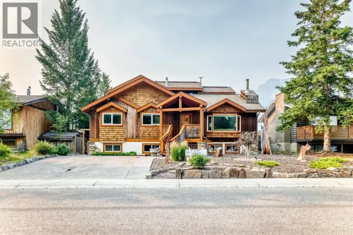 1009 15 Street, Canmore