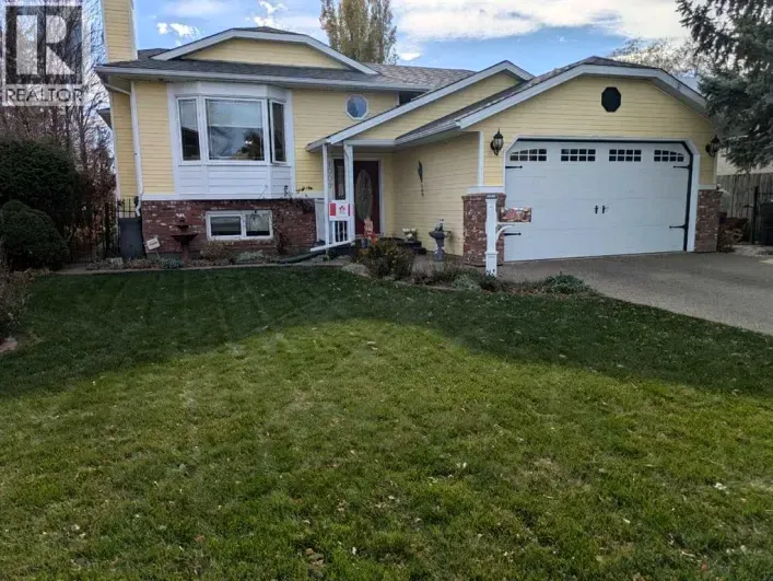 1009 22 Avenue, Coaldale