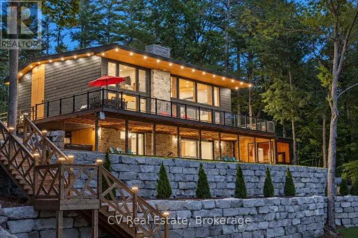 1009 DONALDSON STREET, Lake of Bays