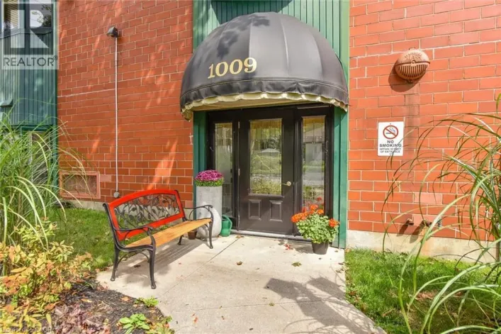 1009 QUEENSTON Road Unit# 216, Cambridge