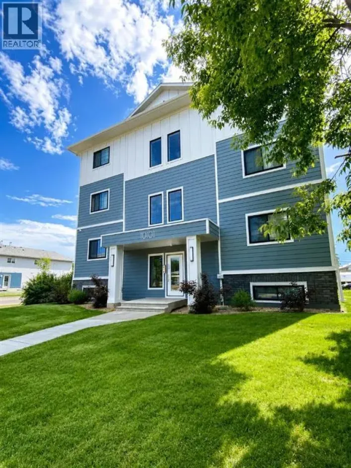 101, 10101 105 Avenue, Grande Prairie