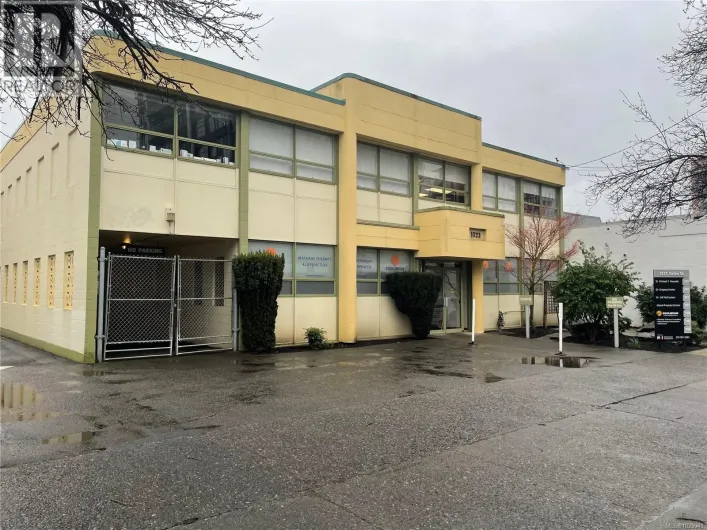 101 1121 Yates St, Victoria