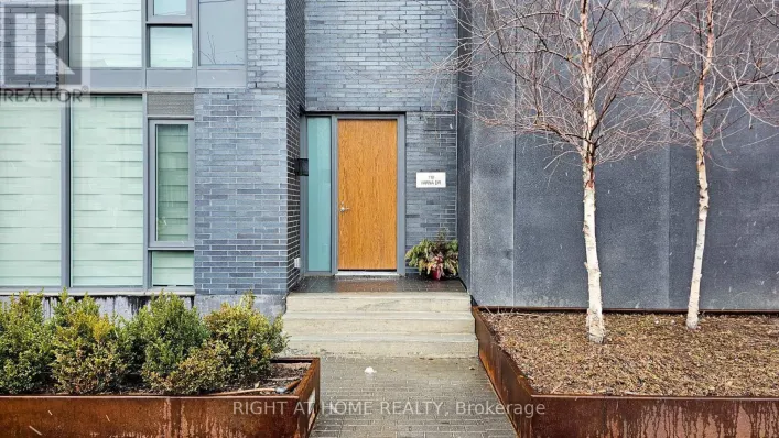 101 - 118 VARNA DRIVE, Toronto
