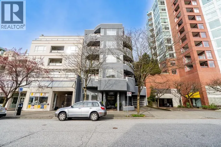 101 120 E 2ND STREET, North Vancouver
